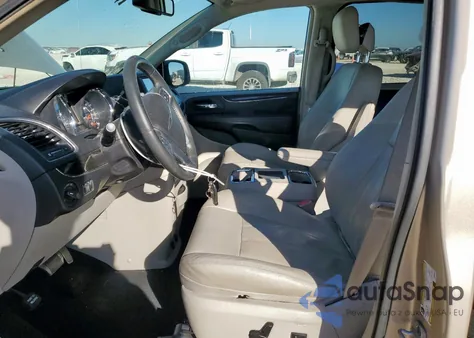 2013 Chrysler Town & Country Touring from USA, damaged, VIN 2C4RC1BG1DR604537